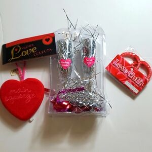 Valentines Day 4 piece set